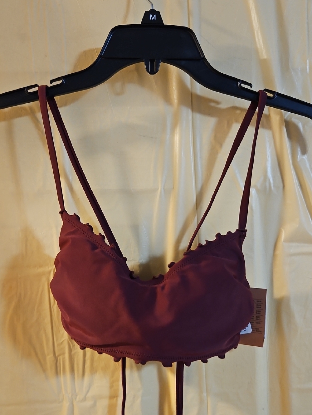 SHADE & SHORE BURGUNDY BIKINI TOP: NEW WITH TAGS: SIZE S